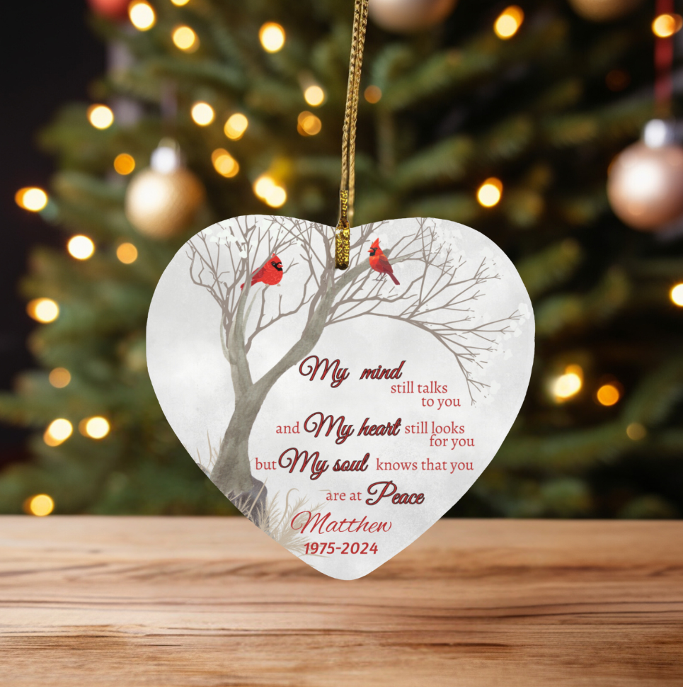 Personalized Memorial Ornament – Cherish the Memory of a Loved One This Holiday