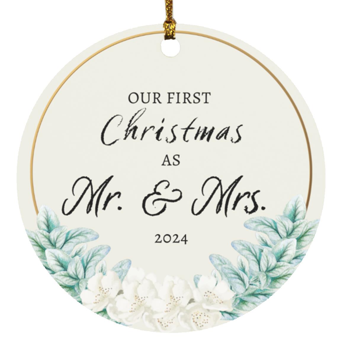 Romantic 1st Christmas Ornament - A Perfect Keepsake for Newlyweds and Holiday Gifting